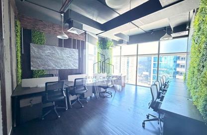 Office Space - Studio - 1 Bathroom for rent in Park Lane Tower - Business Bay - Dubai Office Space - Studio - 1 Bathroom for rent in Park Lane Tower - Business Bay - Dubai