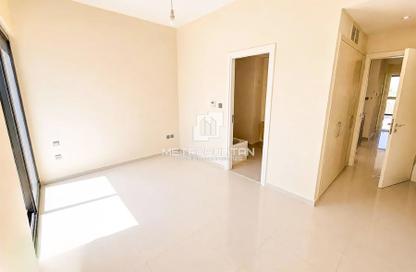 Townhouse - 3 Bedrooms - 5 Bathrooms for sale in Mulberry - Damac Hills 2 - Dubai