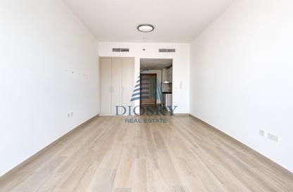 Apartment - Studio - 1 Bathroom for rent in Bloom Heights A - Bloom Heights - District 15 - Jumeirah Village Circle - Dubai