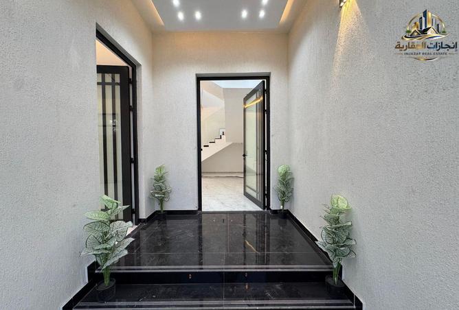 142370398 - Property Image 3