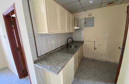 Apartment - Studio - 1 for rent in Al Majaz 1 - Al Majaz - Sharjah Apartment - Studio - 1 for rent in Al Majaz 1 - Al Majaz - Sharjah