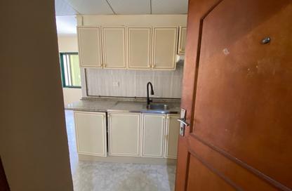 Apartment - Studio - 1 for rent in Al Majaz 1 - Al Majaz - Sharjah