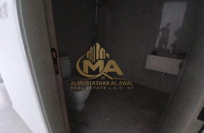 Whole Building - 7+ - 7+ for rent in Al Nakheel - Ajman Downtown - Ajman