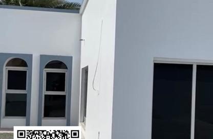 Bungalow - Studio - 3 for sale in Al Sabkha - Al Riqqa - Sharjah