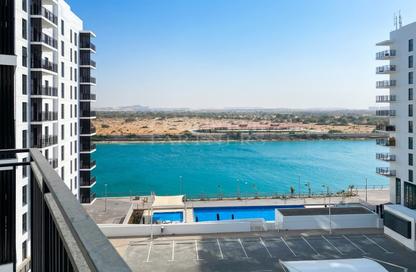 Apartment - 2 - 3 for sale in Waters Edge - Yas Island - Abu Dhabi