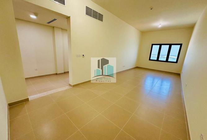 61701885 - Property Image 3