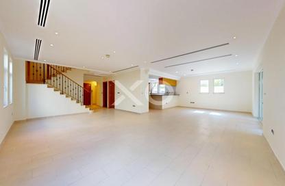 Villa - 4 Bedrooms - 5 Bathrooms for rent in Regional Large - Regional - Jumeirah Park - Dubai