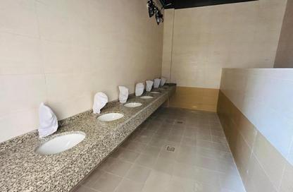 Labor Camp - Studio - 7+ Bathrooms for rent in Umm Al Thuoob - Umm Al Quwain