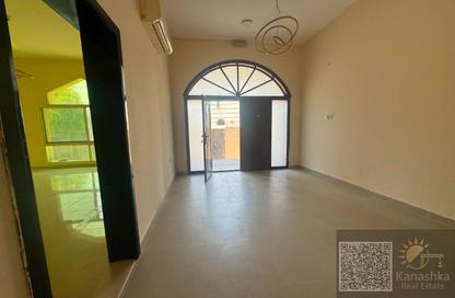 Apartment - 3 Bedrooms - 2 Bathrooms for rent in Al Mowaihat 2 - Al Mowaihat - Ajman Apartment - 3 Bedrooms - 2 Bathrooms for rent in Al Mowaihat 2 - Al Mowaihat - Ajman