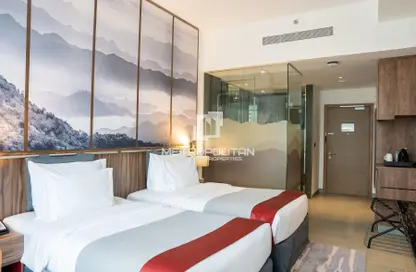 شقة - 1 حمام للبيع في فندق ذا وان - الخليج التجاري - دبي