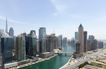 شقة - 2 غرف نوم - 3 حمامات للايجار في آمنة - مدينة الحبتور - الخليج التجاري - دبي