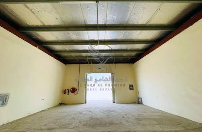 Warehouse - Studio for rent in Al Sajaa S - Al Sajaa - Sharjah