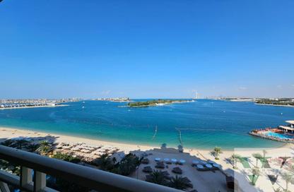 Apartment - 2 Bedrooms - 3 Bathrooms for rent in Al Basri - Shoreline Apartments - Palm Jumeirah - Dubai