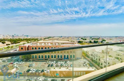 شقة - 3 غرف نوم - 4 حمامات للايجار في يونايتد سكوير - الخالدية - أبوظبي