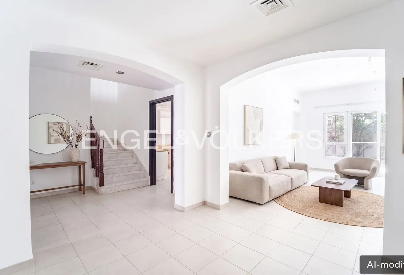 165502766 - Property Main Image