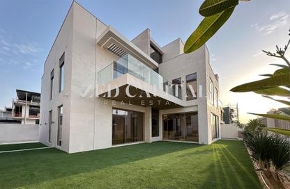 Villa - 6 Bedrooms - 7 Bathrooms for sale in Nad Al Sheba Gardens 1 - Nad Al Sheba Gardens - Nad Al Sheba 1 - Nad Al Sheba - Dubai