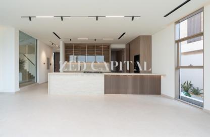 Villa - 6 Bedrooms - 7 Bathrooms for sale in Nad Al Sheba Gardens 1 - Nad Al Sheba Gardens - Nad Al Sheba 1 - Nad Al Sheba - Dubai