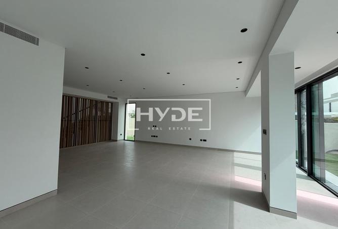 75010379 - Property Image 3