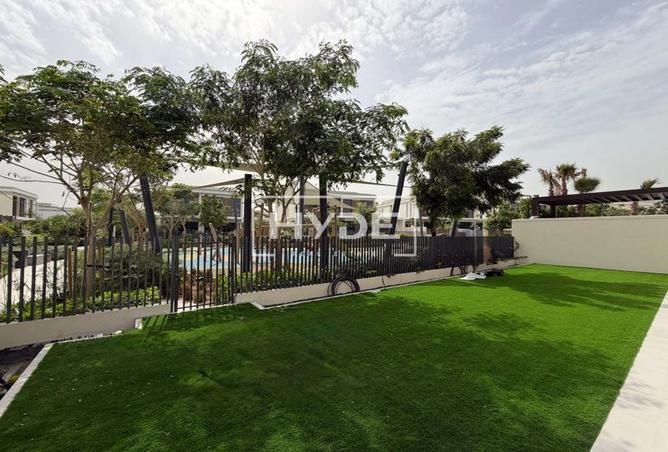 75010379 - Property Image 2