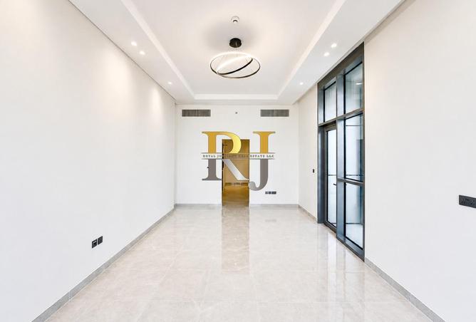 103686396 - Property Image 2