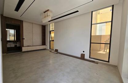 Villa - 5 Bedrooms - 7 Bathrooms for sale in Al Mowaihat 3 - Al Mowaihat - Ajman Villa - 5 Bedrooms - 7 Bathrooms for sale in Al Mowaihat 3 - Al Mowaihat - Ajman