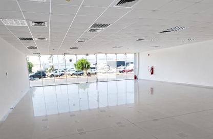 Warehouse - Studio - 1 Bathroom for rent in RAS - Umm Ramool - Dubai