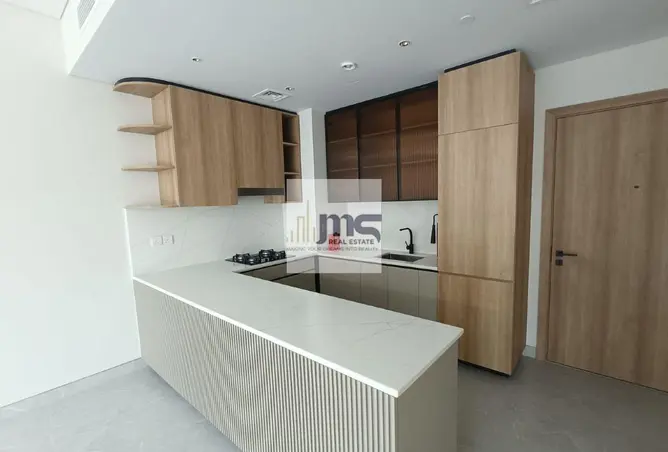 146422012 - Property Image 2