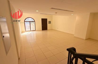 Villa - 3 - 5 for rent in Westar Les Castelets - District 10 - Jumeirah Village Circle - Dubai
