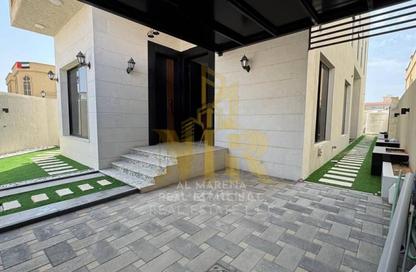 Villa - 5 Bedrooms - 7 Bathrooms for sale in Al Mowaihat 2 - Al Mowaihat - Ajman