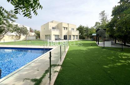 Villa - 6 Bedrooms - 6 Bathrooms for rent in Meadows 4 - Meadows - Dubai