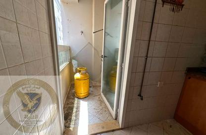 شقة - غرفة نوم - 2 حمامات للايجار في شارع التعاون الجديد - التعاون - الشارقة