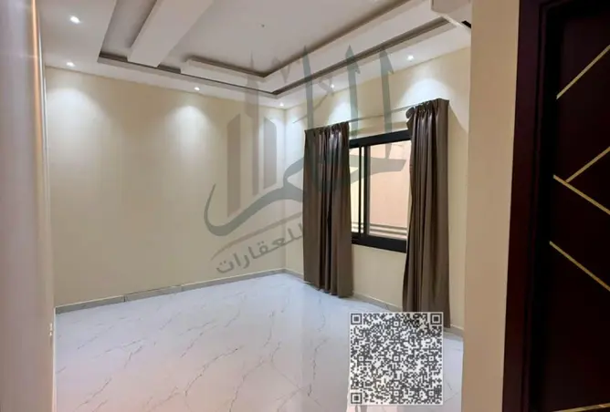 162647401 - Property Image 2