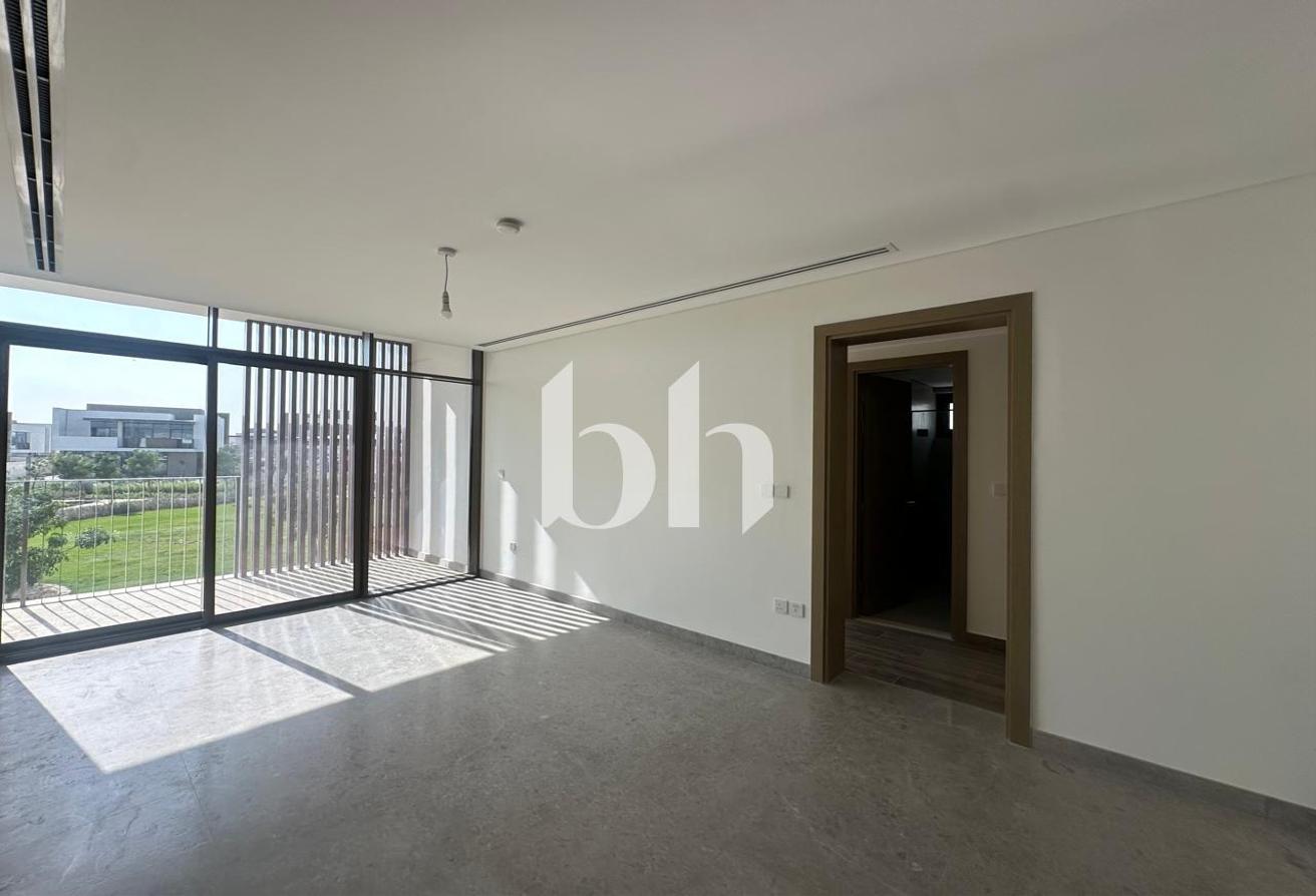 Corner Unit | Landscaped | Luxury Living photo 11