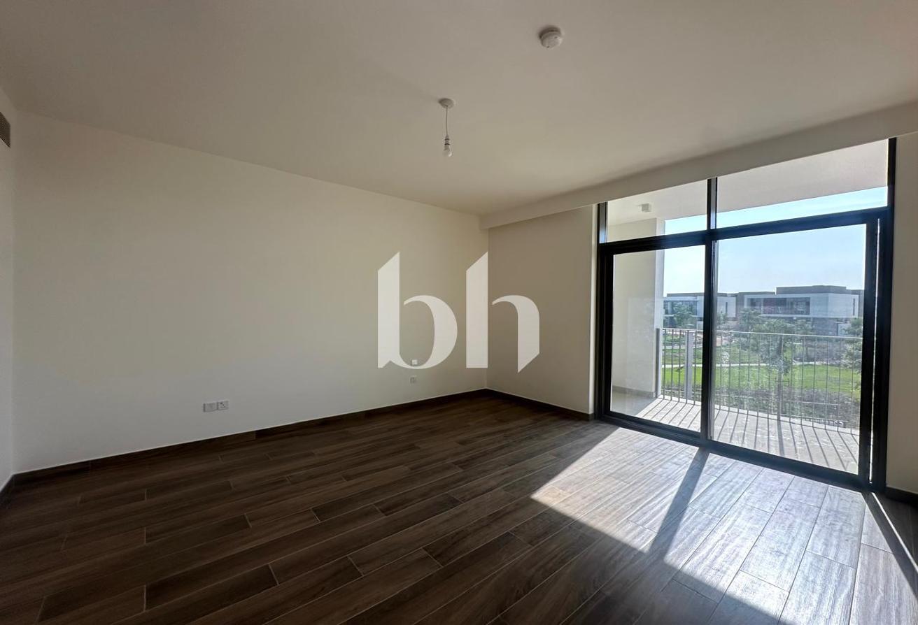 Corner Unit | Landscaped | Luxury Living photo 16