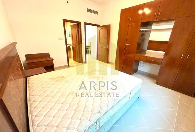 Spacious 1BR | Near Metro | Barsha Heights photo 3