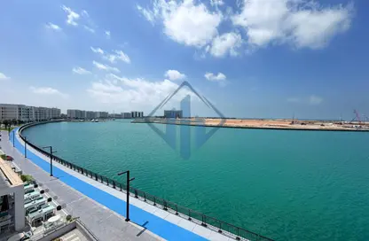 شقة - غرفة نوم - 2 حمامات للايجار في 17B البحيرة - لاجون - ميناء العرب - راس الخيمة - رأس الخيمة