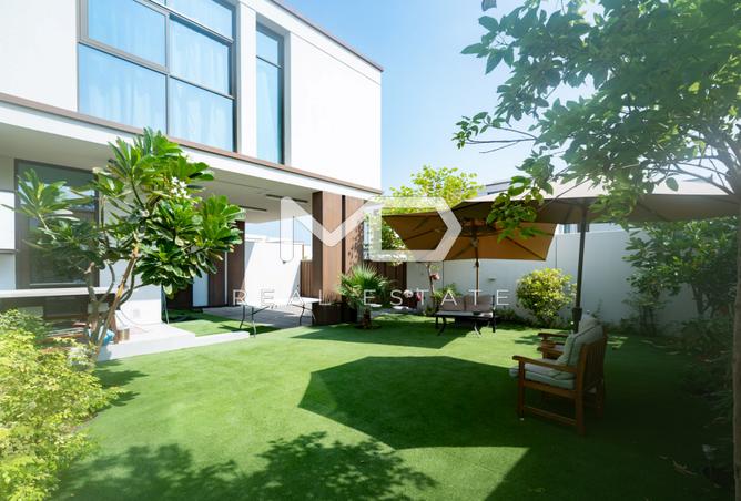 3-bed townhouse in Souk Al Jubail — photo 3