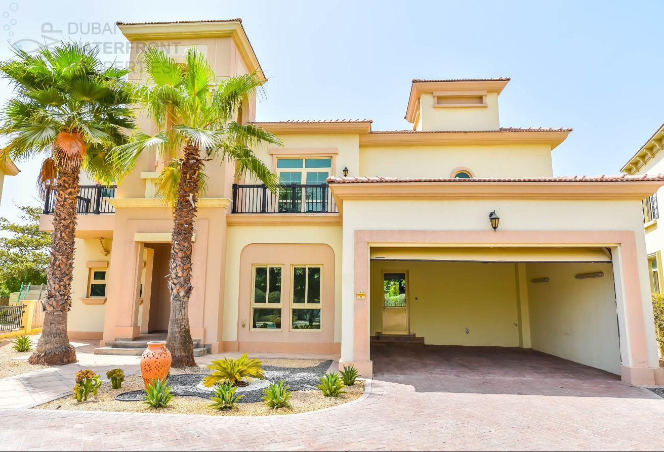 Lake Facing 4BR + Maids | Private Pool | E Foyer photo 5