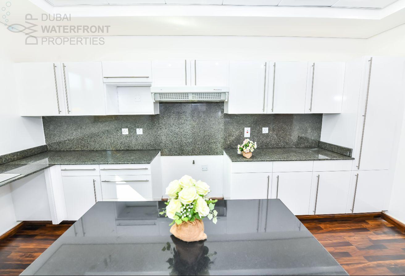 Lake Facing 4BR + Maids | Private Pool | E Foyer photo 17