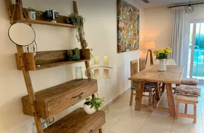 شقة - 2 غرف نوم - 2 حمامات للايجار في نخيل تاونهاوس - الضاحية 12 - قرية جميرا الدائرية - دبي