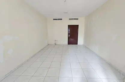 Apartment - 2 Bedrooms - 2 Bathrooms for rent in Dar Al Majaz - Jamal Abdul Nasser Street - Al Majaz - Sharjah