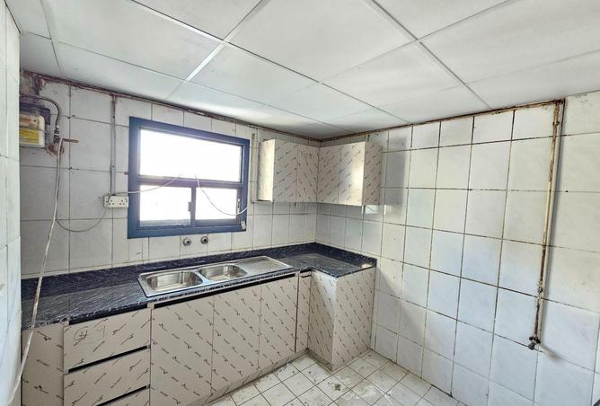 74261679 - Property Image 2