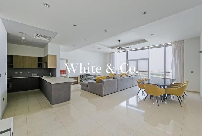 106392012 - Property Image 3