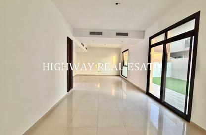 Villa - 4 - 5 for rent in Nasma Residence - Al Tai - Sharjah