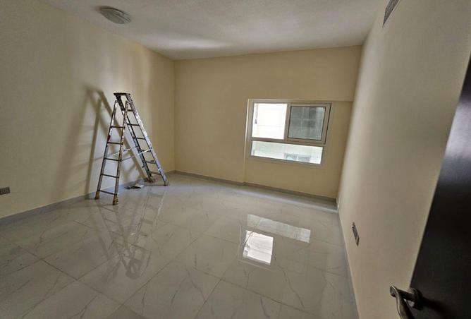 54387216 - Property Image 2