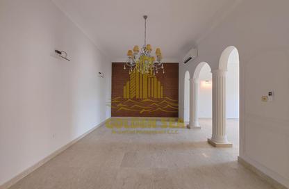 Villa - 5 Bedrooms - 6 Bathrooms for rent in Hadbat Al Zafranah - Muroor Area - Abu Dhabi