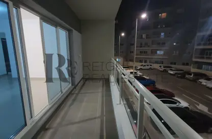 Apartment - 2 Bedrooms - 2 Bathrooms for sale in Tower 19 - Al Reef Downtown - Al Reef - Abu Dhabi