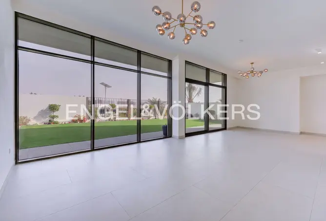 106837125 - Property Image 3