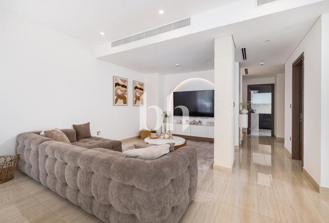 4-bed townhouse · Upgraded
