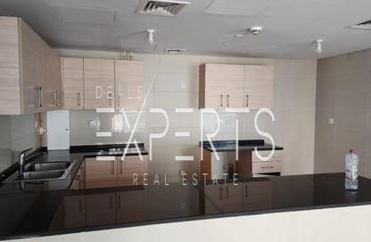 Apartment - 2 Bedrooms - 3 Bathrooms for rent in Tala Tower - Marina Square - Al Reem Island - Abu Dhabi